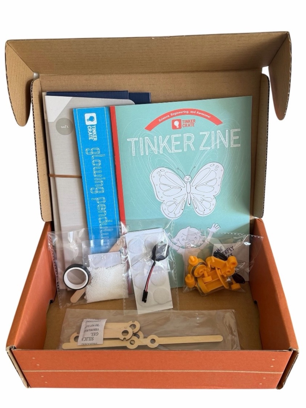 KiwiCo Tinker Crate Make Your Own Glowing Pendulum UV Light Science STEM Kit